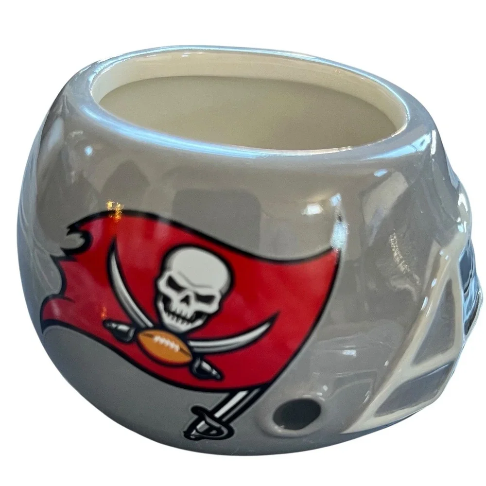 Tampa Bay Buccaneers NFL Ceramic Helmet Planter Candy Dip Bowl Gray Football